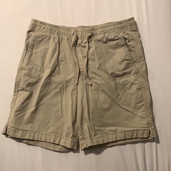 GAP Shorts Mens Gap Beige Cargo Shorts Poshmark